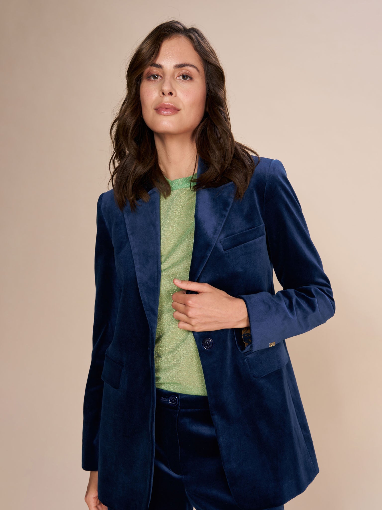 Modelshot / Pageant Blue / Detail